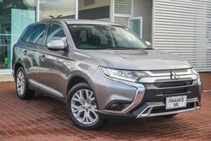 2021 Mitsubishi Outlander ES ZL