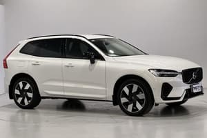 2023 Volvo XC60 Recharge Ultimate T8 Plug-In Hybrid