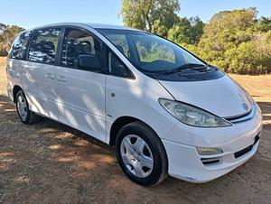 2005 TOYOTA TARAGO GLi
