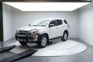 2017 Isuzu MU-X LS-U