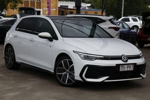 2025 Volkswagen Golf 110TSI R-Line 8.5
