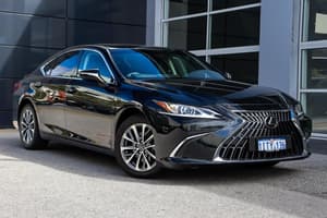 2025 Lexus ES ES300h Luxury Auto