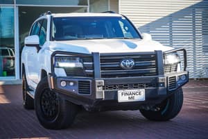 2023 Toyota Landcruiser GXL FJA300R