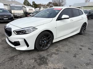 2022 BMW 1 18i M SPORT