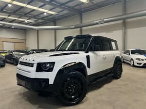2023 Land Rover Defender 110 D300 SE L663