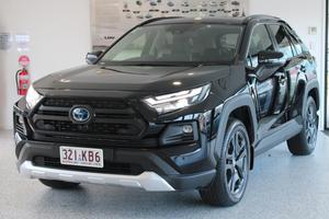 2024 Toyota RAV4 Edge Auto eFour