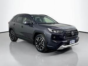 2020 Toyota RAV4 Edge AXAA54R