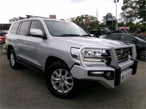 2020 Toyota Landcruiser Sahara VDJ200R
