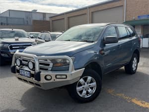 2015 Ford Everest AMBIENTE UA 3.2L