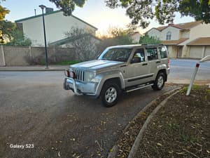 2010 JEEP CHEROKEE SPORT (4x4)