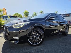 2016 INFINITI Q30 Sport Auto