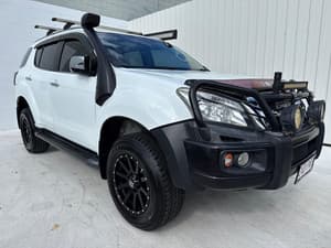 2016 Isuzu MU-X LS-T