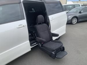 2012 Toyota Estima Aeras /TARAGO