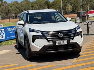 2025 Nissan X-TRAIL ST T33