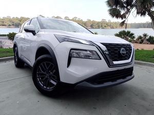 2024 Nissan X-TRAIL ST T33