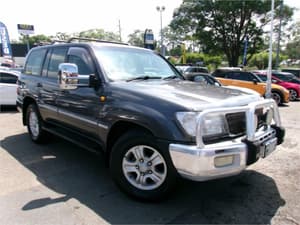 2004 Toyota Landcruiser Sahara UZJ100R