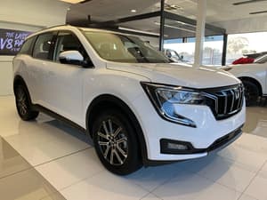 2025 Mahindra XUV700 AX7