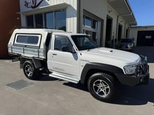 2015 Nissan Patrol DX Y61