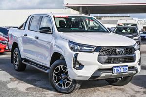 2025 Toyota Hilux SR5 48V GUN126R 4X4