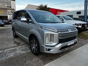2020 Mitsubishi Delica D5