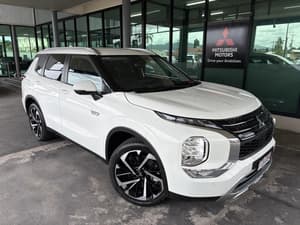 2025 Mitsubishi Outlander PHEV Aspire ZM