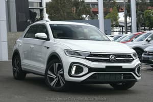 2025 Volkswagen T-Roc 140TSI R-Line D11