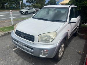2003 TOYOTA RAV4 CRUISER (4x4)