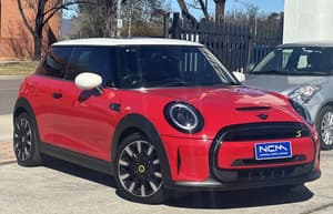 2021 MINI Hatch Cooper SE MINI Yours F56 LCI-2