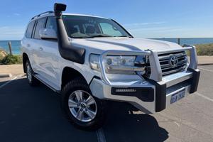 2017 Toyota Landcruiser GXL VDJ200R