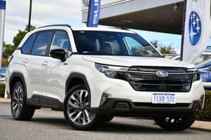 2026 Subaru Forester Hybrid Touring S6