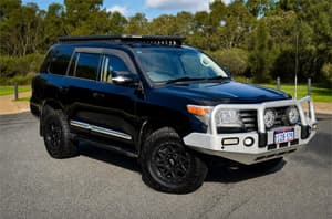 2014 Toyota Landcruiser Sahara VDJ200R