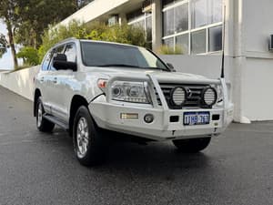2014 Toyota Landcruiser Sahara VDJ200R