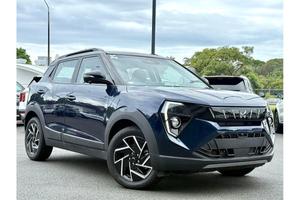 2025 Mahindra XUV3XO AX7L Auto