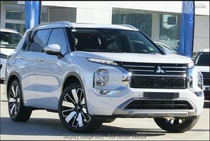2025 Mitsubishi Outlander Exceed ZM