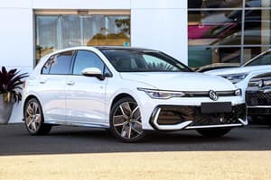 2025 Volkswagen Golf 110TSI R-Line 8.5