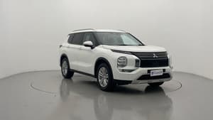 2023 Mitsubishi Outlander LS ZM