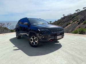 2022 Jeep Compass Trailhawk M6