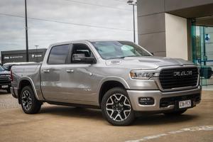 2025 RAM 1500 Laramie Sport Hurricane SO RamBox DT 4X4 SWB