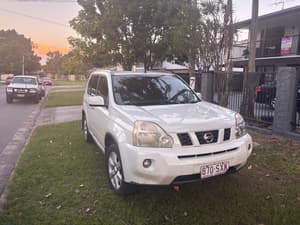 2010 NISSAN X-TRAIL TS (4x4)