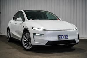 2025 Tesla Model Y Premium Rear-Wheel Drive Auto