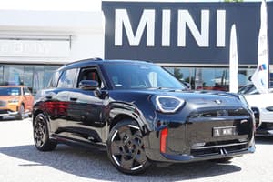 2025 MINI Aceman JCW E Favoured J05