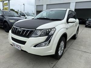 2019 Mahindra XUV500 W6