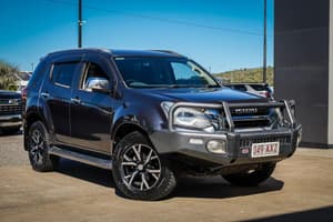 2020 Isuzu MU-X LS-T
