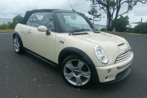 2005 MINI Cabrio Cooper S R52