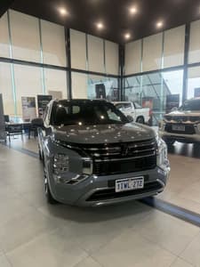 2025 Mitsubishi Outlander Exceed Tourer ZM