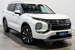 2025 Mitsubishi Outlander LS ZM
