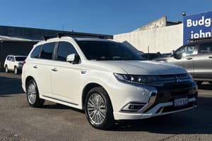 2019 Mitsubishi Outlander PHEV Exceed ZL