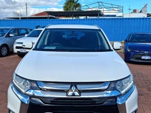 2017 Mitsubishi Outlander LS Safety Pack ZK