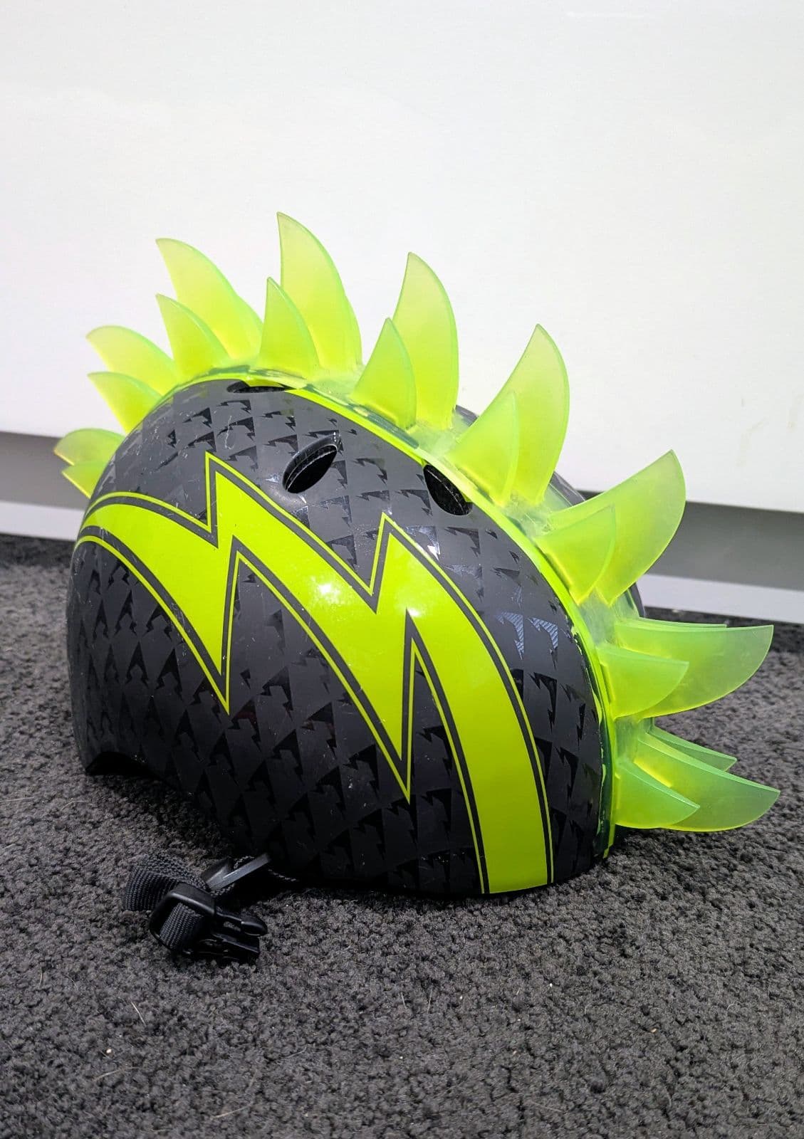 bike helmets canada Cruiser Helmet DOT Approved For better visibility in Colour:Precious Petals Lululemon Everywhere Belt Bag Zoe Tote