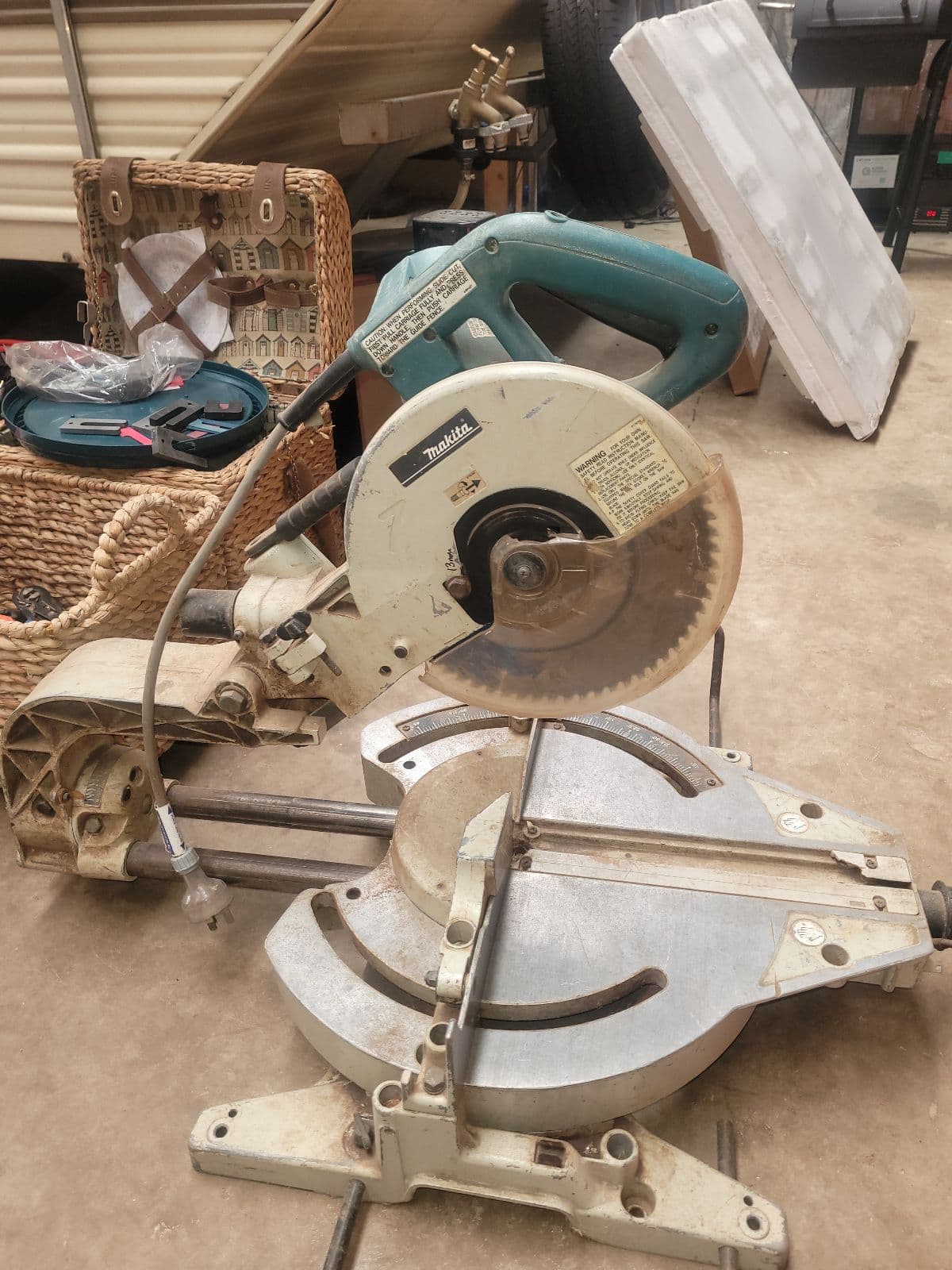 Scie Radiale Makita LS1040 – 1650W – 240V – Avec Lames – Occasion